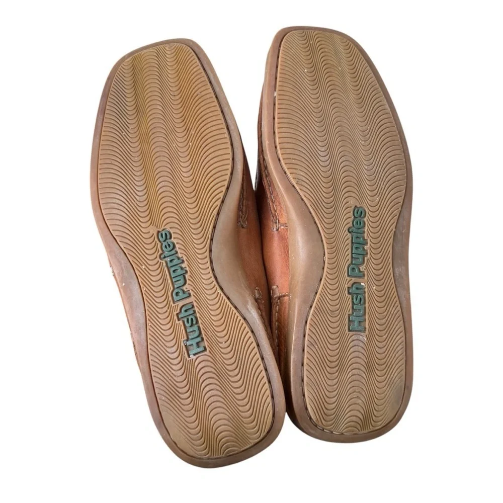 Hush Puppies Men’s Nassau Tan Slip On Leather Loafers Casual Shoes Size 9.5